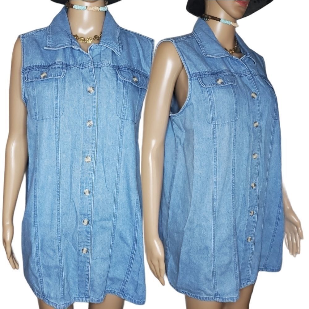Motherhood Maternity sleeveless button up denim shirt.